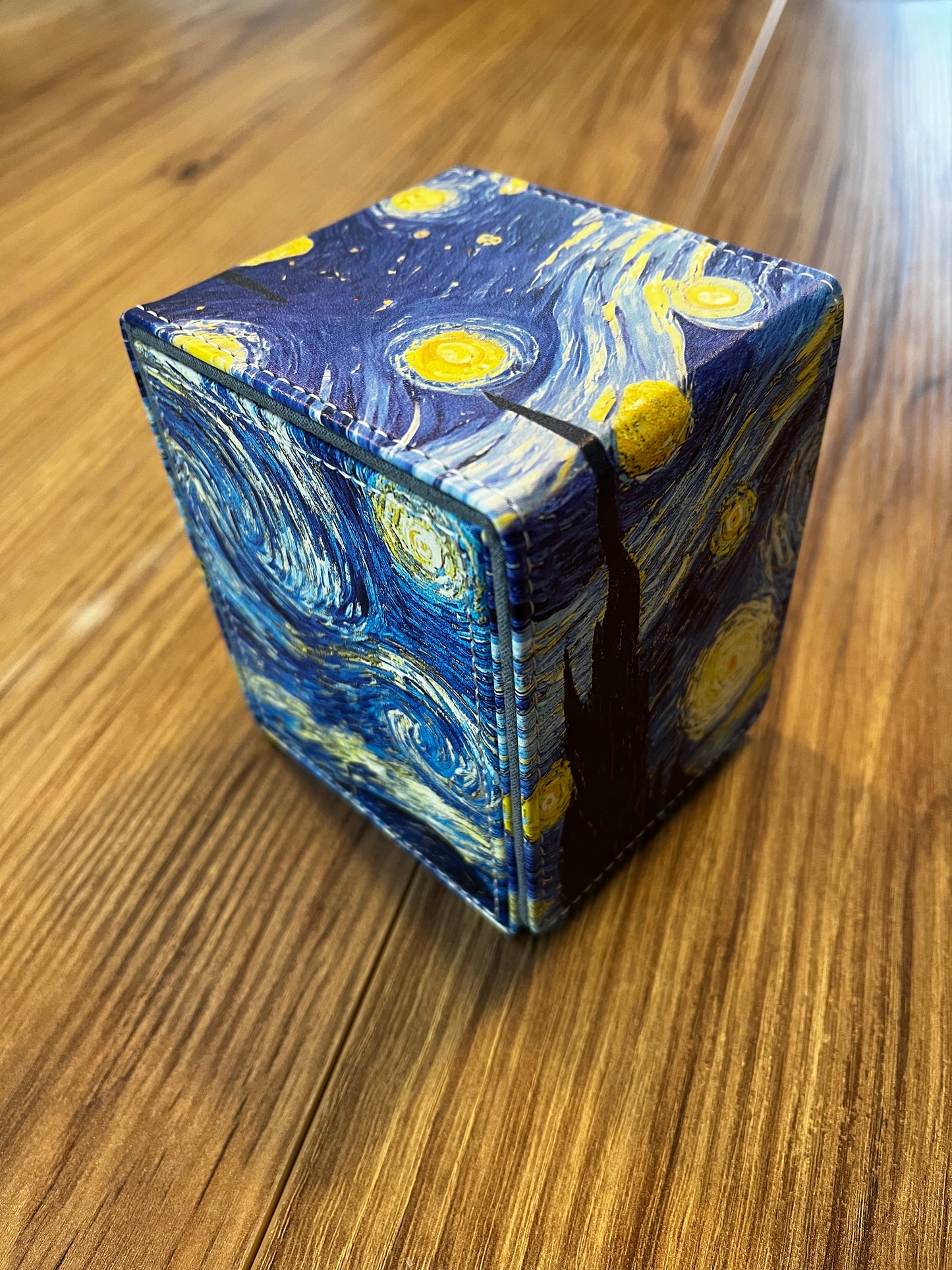 Starry Night Deckbox