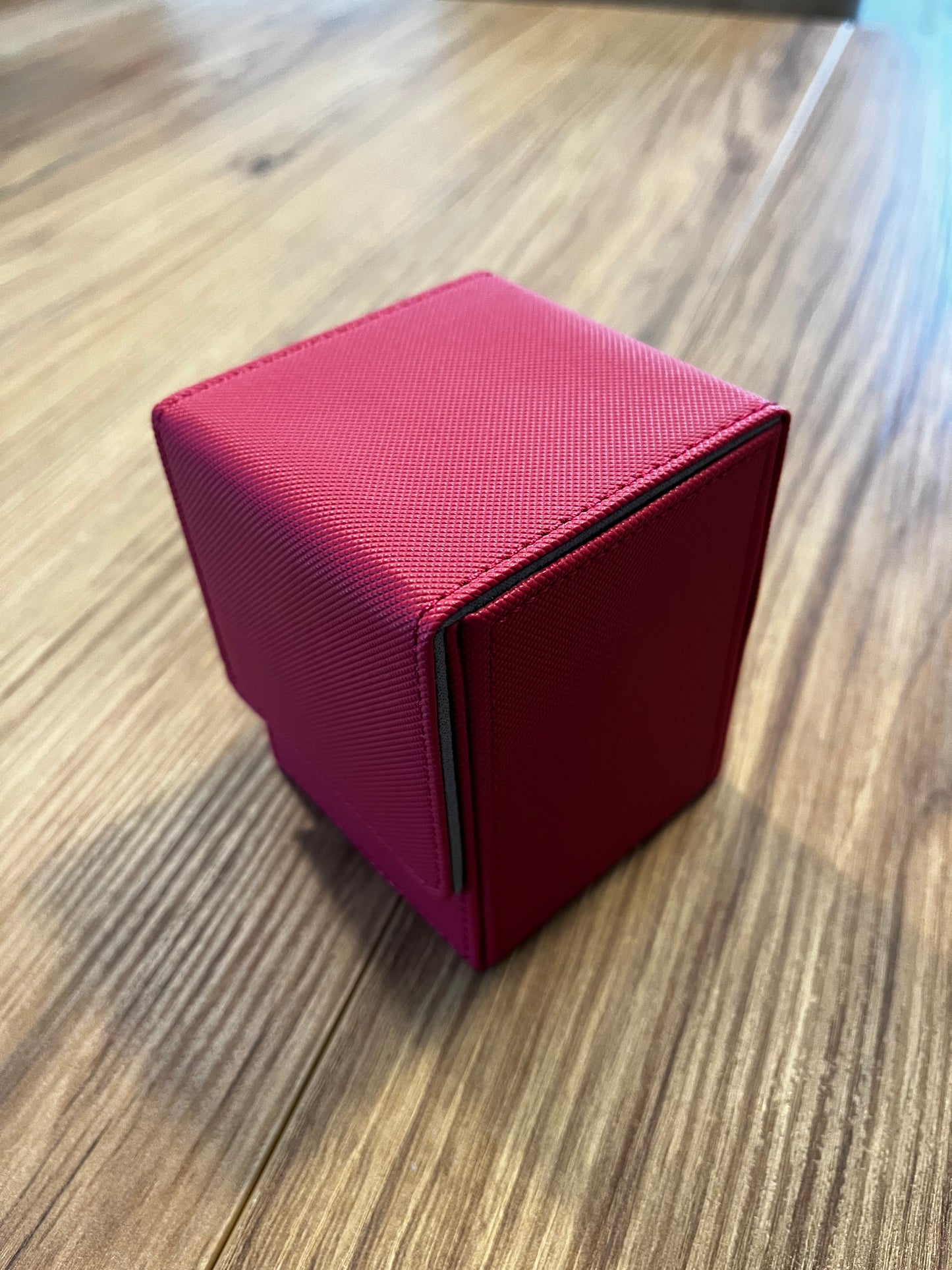 Standard Faux Leather Deckbox (Pink)