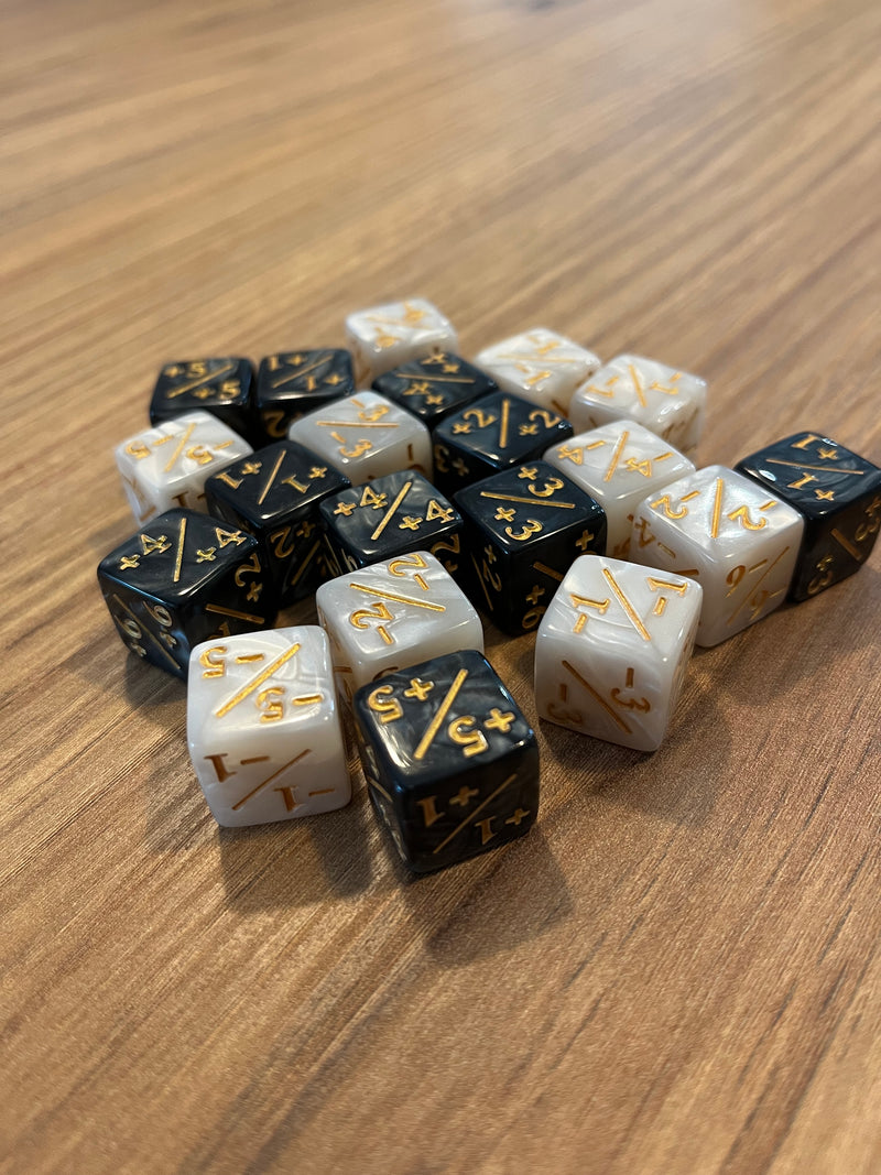 +1/+1 and -1/-1 Counter Dice