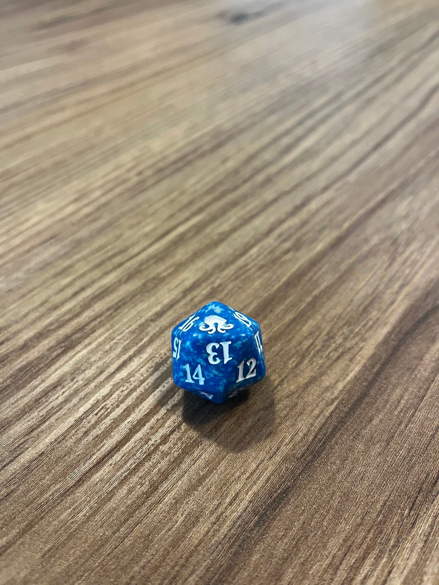 Official MTG D20 Spindown Dice (various sets)