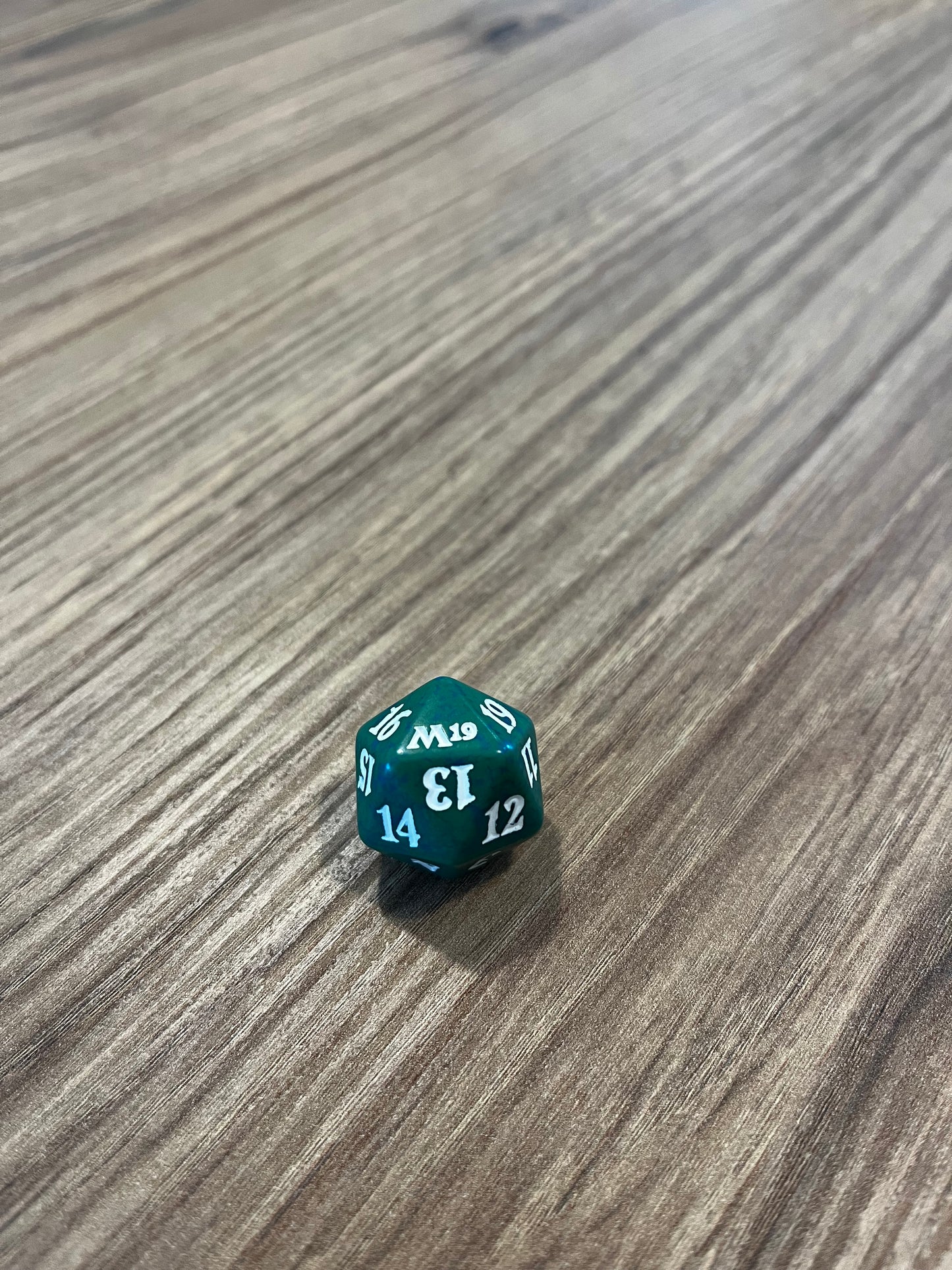 Official MTG D20 Spindown Dice (various sets)