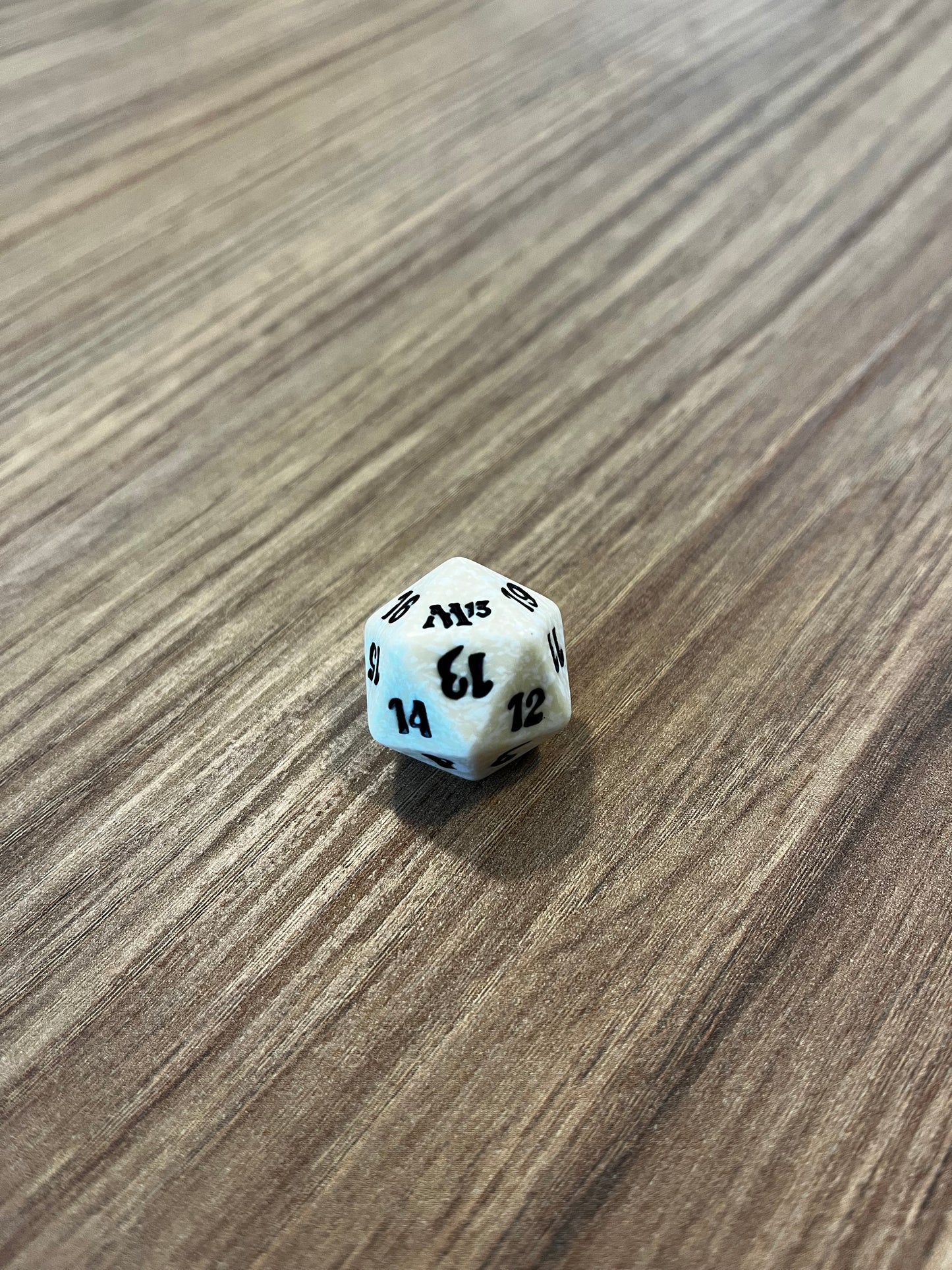 Official MTG D20 Spindown Dice (various sets)