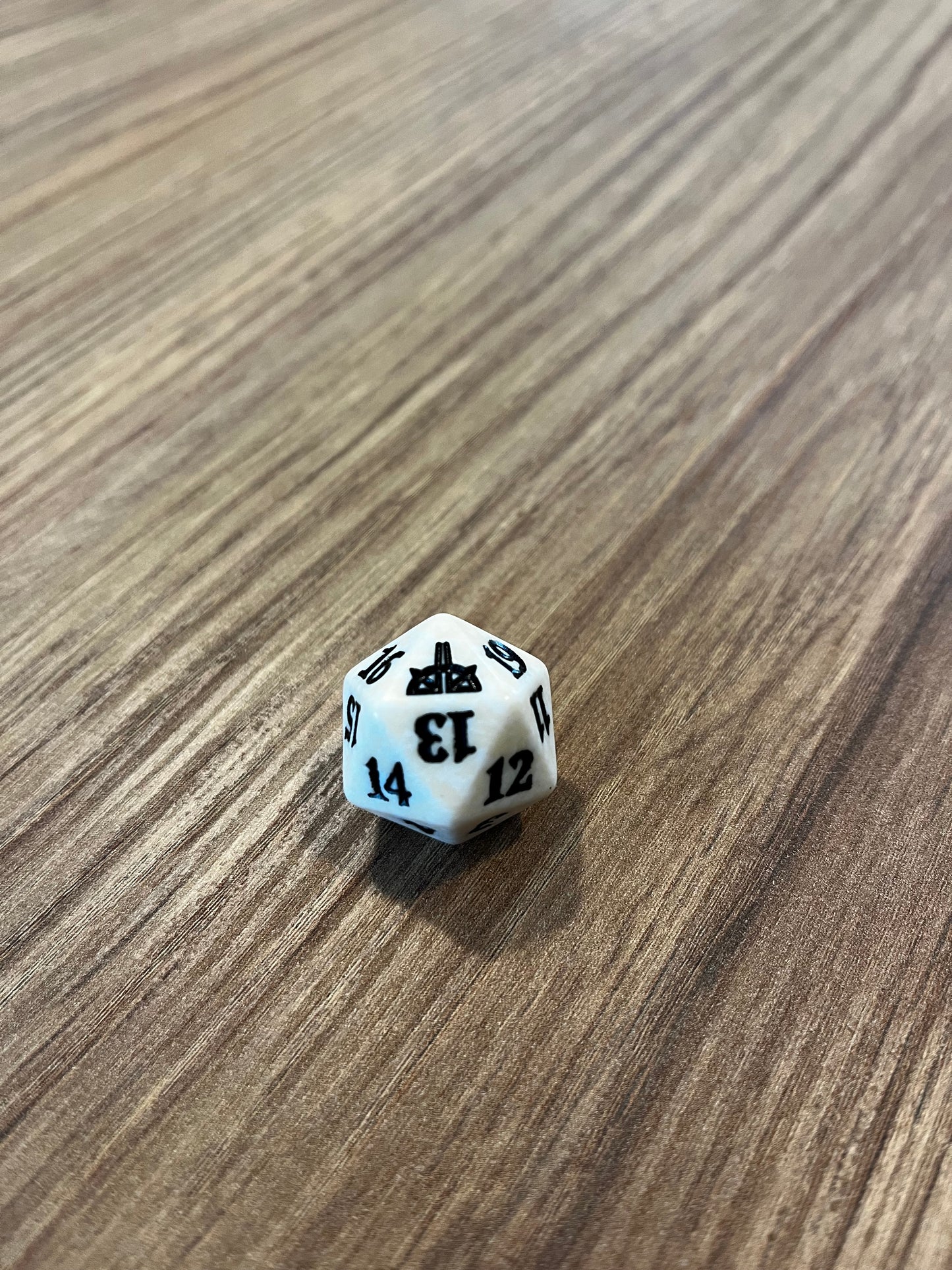 Official MTG D20 Spindown Dice (various sets)