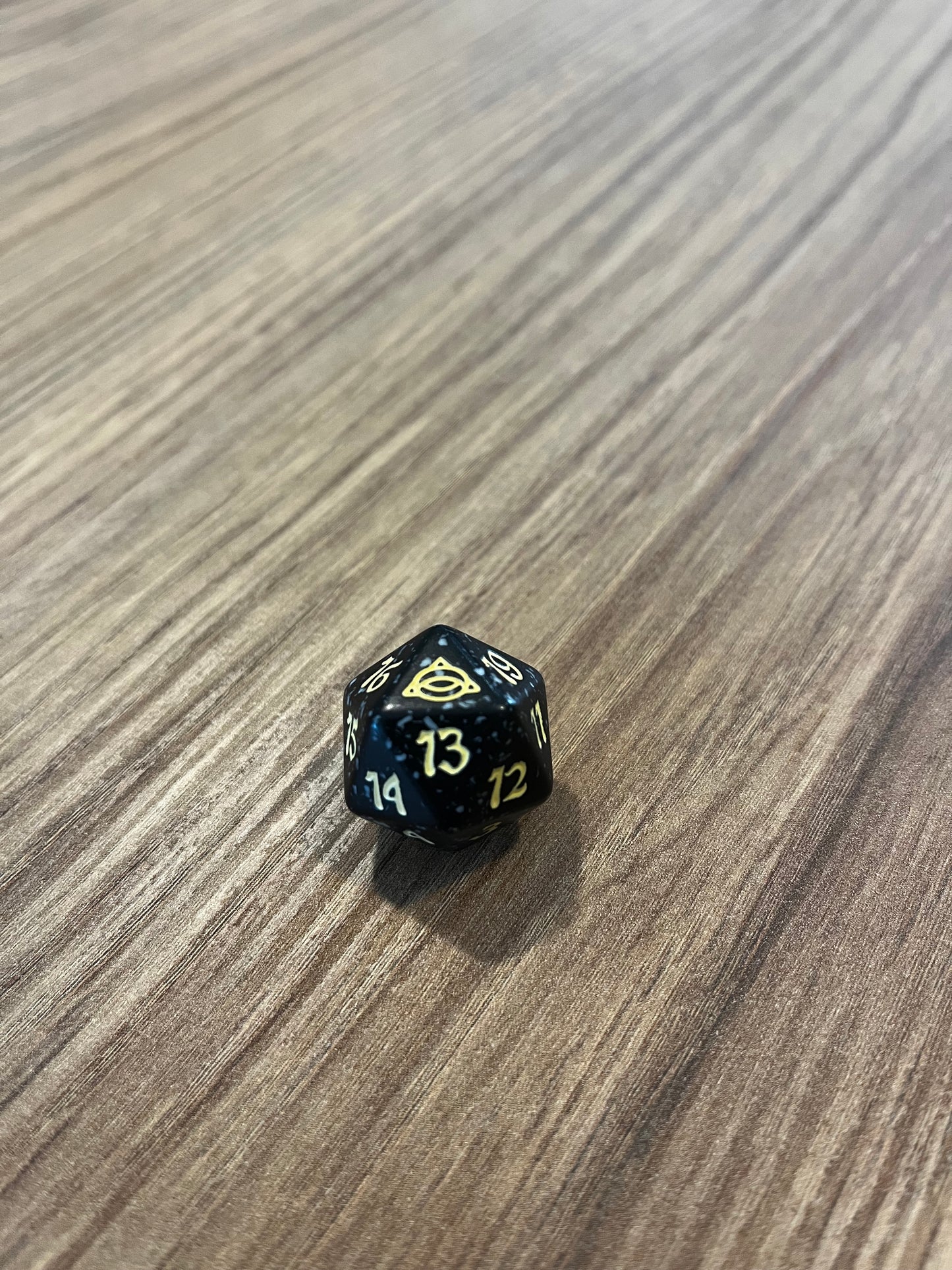 Official MTG D20 Spindown Dice (various sets)