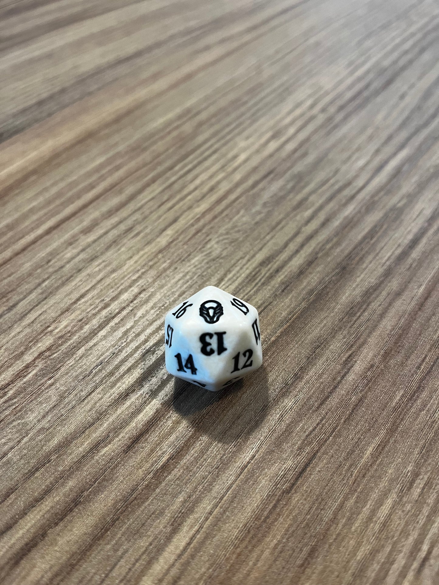 Official MTG D20 Spindown Dice (various sets)